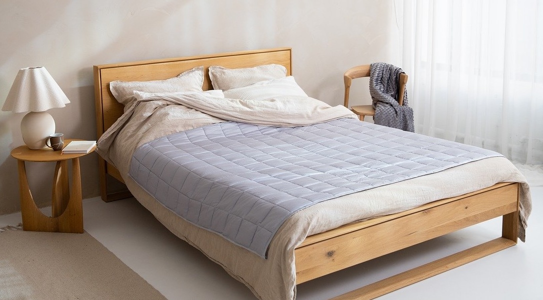 custom-wood-bed-frame-service-petaling-jaya